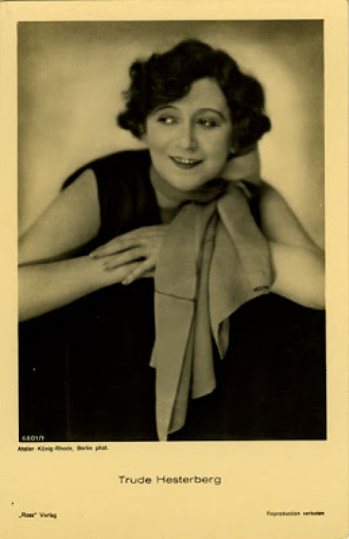 Portraets von Gefaehrten Trude Hesterberg